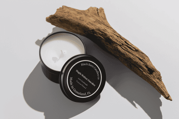 Maple Syrup Scented Candles – Maple Walnut Pancake in 8 oz Black Tin - Image 3